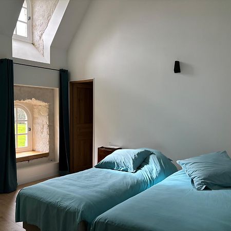 Les Communs De Chiffrevast Bed & Breakfast Tamerville ภายนอก รูปภาพ